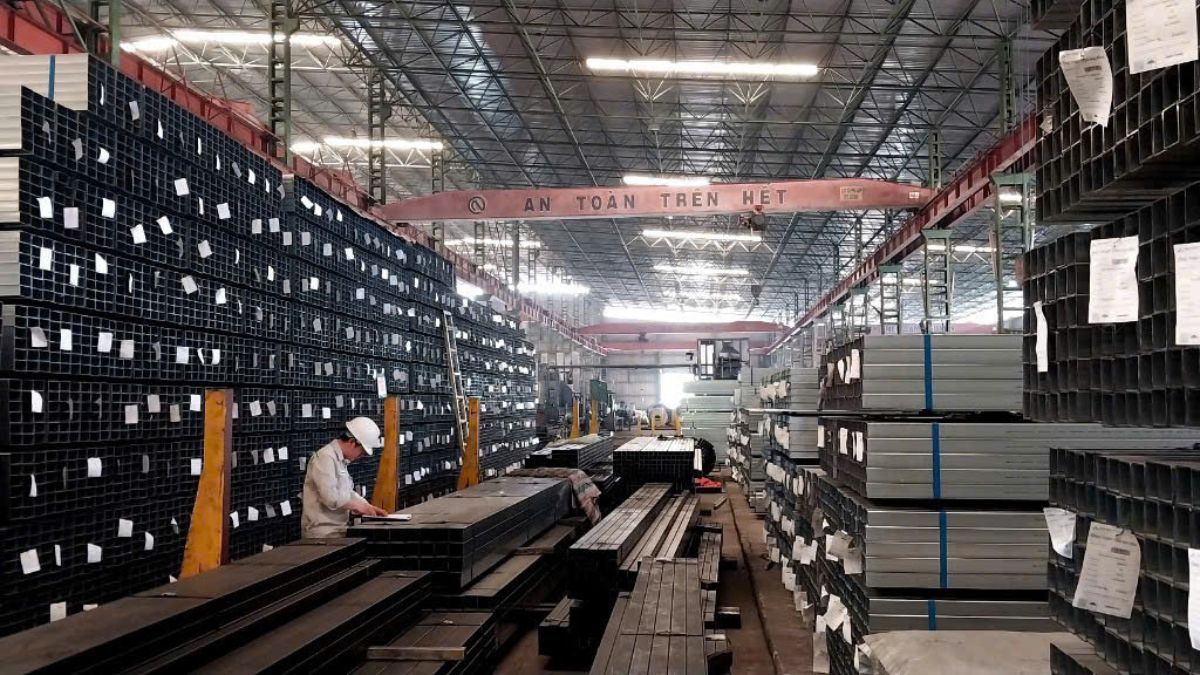 Bảng đơn giá thép hộp mạ kẽm cập nhật mới nhất 2026 tại Thép Hùng Phát